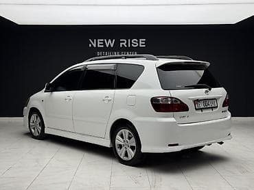 крыша ипсум: Toyota Ipsum: 2004 г., 2.4 л, Автомат, Газ, Минивэн — 6