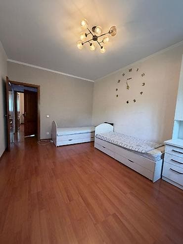 адмираль: 2 комнаты, 50 м², 3 этаж, Косметический ремонт — 3