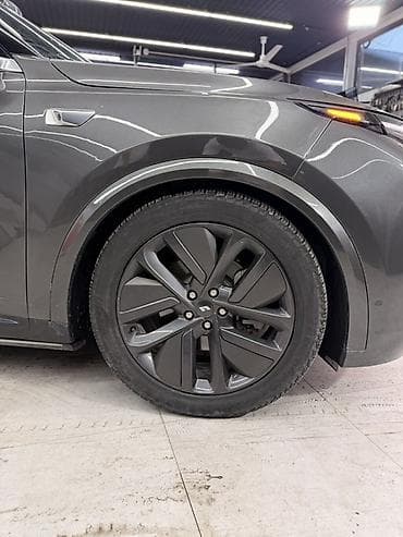 model x: Lixiang L9: 2023 г., Гибрид, Кроссовер — 3