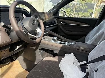 Транспорт: Geely Monjaro: 2026 г., 2 л, Автомат, Бензин, Кроссовер — 3