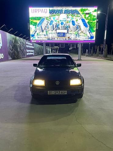 nissan march заднее крыло: Volkswagen Vento: 1993 г., 1.8 л, Ручные, Бензин, Седан — 1