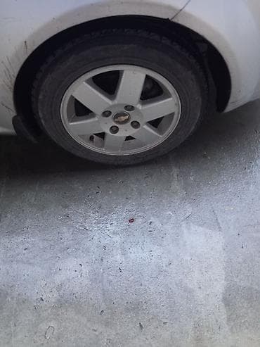 киргизские номера машин: Chevrolet Lacetti: 2010 г., 1.6 л, Седан — 2
