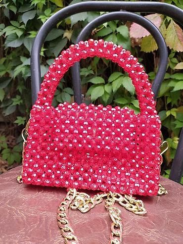 резинки для плетения rainbow loom: Продаю Сумочку из бусин ручной работы
адрес Бишкек район Гес 2 — 3