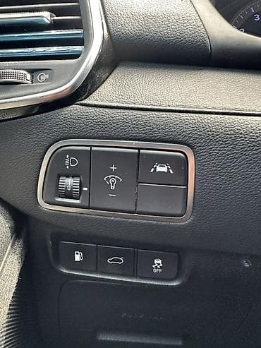 tesla model 3: Hyundai Grandeur: 2019 г., 3 л, Автомат, Бензин, Седан — 10