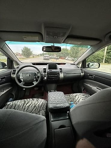 prius v: Toyota Prius: 2007 г., 1.5 л, Вариатор, Гибрид, Хэтчбэк — 5