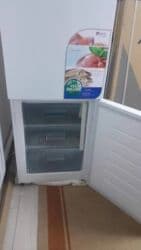 куплю холодильников: Холодильник Avest, На запчасти, Двухкамерный — 15