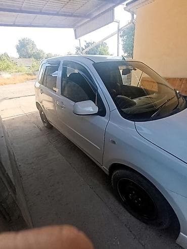 Унаа: Mazda Demio: 2004 г., Автомат, Бензин, Хетчбек — 3
