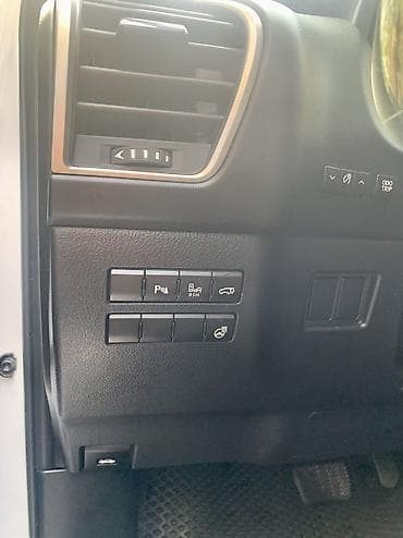 машина нехсия: Lexus NX: 2015 г., 2.5 л, Автомат, Гибрид, Кроссовер — 8