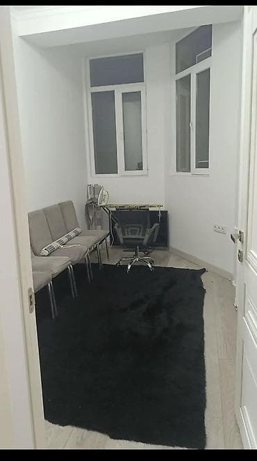 1 комната, 50 м², Азия Молл 2 этаж, Евроремонт at lalafo.kg 1 комната, 50 м², Азия Молл 2 этаж, Евроремонт