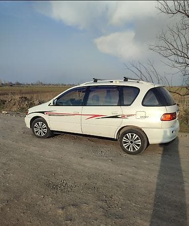 toyota opa 2003: Toyota Ipsum: 2001 г., 2 л, Автомат, Бензин, Минивэн — 8