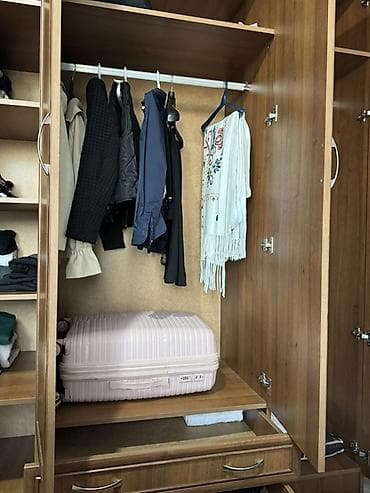 комоды шкафы тумбы: Спальный гарнитур, Б/у, Двуспальная кровать, ДСП, цвет - Коричневый — 8