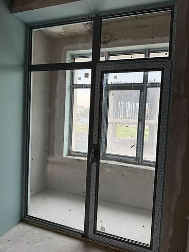 москитные сетки внутренние: Алюминиевое окно на заказ, Тип окна: Балконные, Декоративные особенности: Декоративный переплет, Без рассрочки — 3