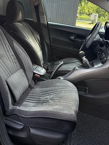 4a fe: Toyota Auris: 2008 г., 2 л, Механика, Дизель, Хэтчбэк — 7