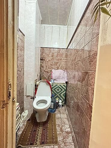 таатан квартира: 3 комнаты, 62 м², Таатан ТЦ Индивидуалка, 2 этаж, Требуется ремонт — 10