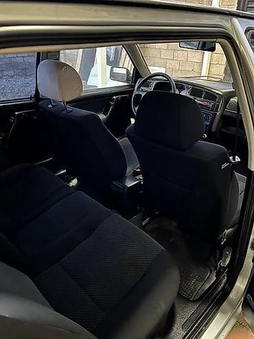 hella white: Volkswagen Golf: 1998 г., 1.8 л, Механика, Газ, Хэтчбэк — 6