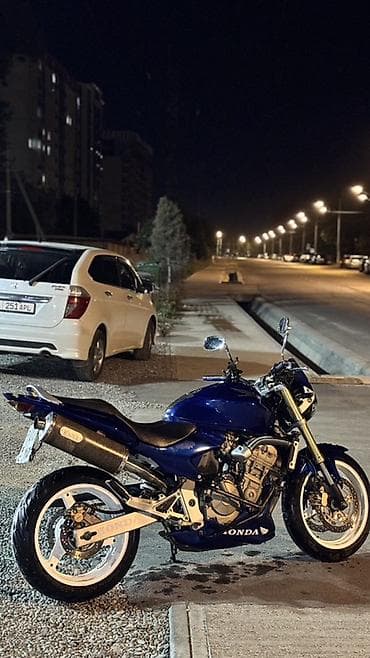 Транспорт: Honda CB600F Hornet, синий дорожный нейкед. - Двигатель: рядный — 1