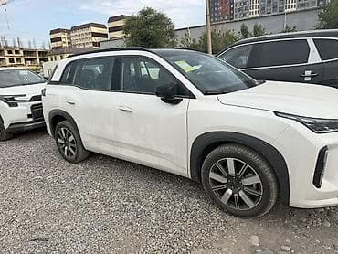 wuling mini ev: Roewe i6: 2026 г., Вариатор, Гибрид, Кроссовер — 3