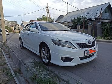 Toyota Camry: 2010 г., Автомат, Бензин, Седан — 4