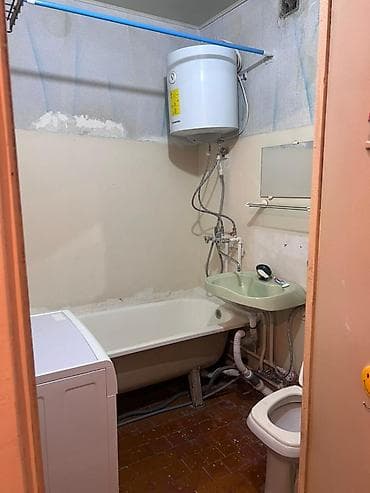 Квартиры: 1 комната, 35 м², 105 серия, Джал мкр (в т.ч. Верхний, Нижний, Средний) 105 серия, 4 этаж, Старый ремонт — 3