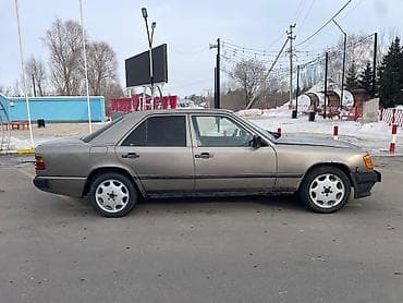 124 мерс салон: Mercedes-Benz W124: 1990 г., 2.3 л, Ручные, Бензин, Седан — 1