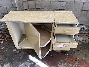 продам стенку: Тумба для кухни, Без мойки, Напольная, ДСП, цвет - Бежевый — 1