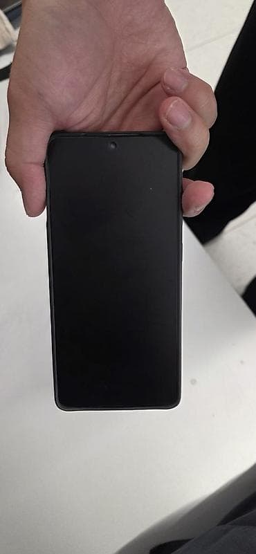 ipnone 13: OnePlus 13R, 512 ГБ, цвет - Черный, 1 SIM, 2 SIM — 3
