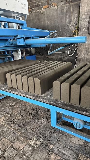 меняю на баран: Тротуарный бордюр, Бетонный, Другие особенности, 1000 — 3