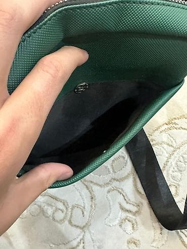 lacoste рюкзак: Барсетка Lacoste. Размер 20 x 18 тетрадь помещается. Материал плотный — 5