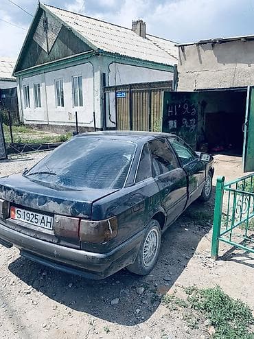Audi 80: 1998 г., 1.8 л, Кол менен иштөөчү, Бензин — 2
