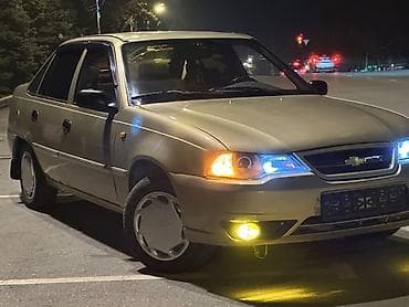 молдинги: Daewoo Nexia: 2010 г., 1.5 л, Механика, Бензин, Седан — 5