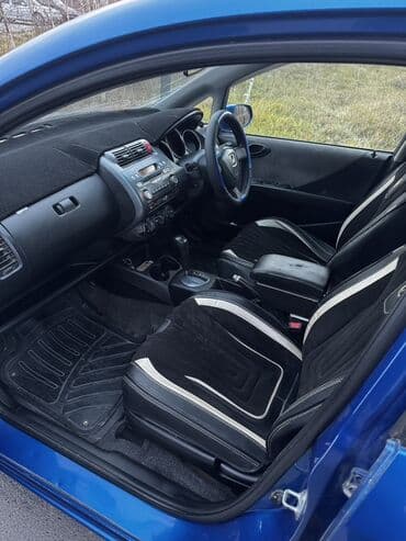 моющий пылесос для химчистки салона автомобиля бу: Honda Fit: 2003 г., 1.3 л, Автомат, Бензиновая, Хэтчбэк — 5