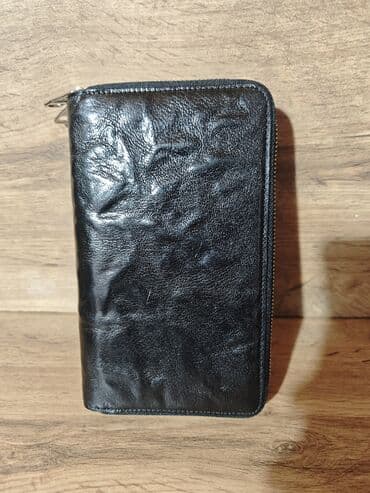 женский кошелек для документов: Портмоне клатч
Натуральная кожа — 1