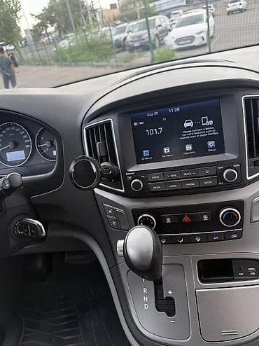 byd bot 384: Hyundai Starex: 2020 г., 2.5 л, Автомат, Дизель, Фургон — 5