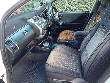 Унаа: Honda Fit: 2003 г., Автомат, Бензин, Хетчбек — 2