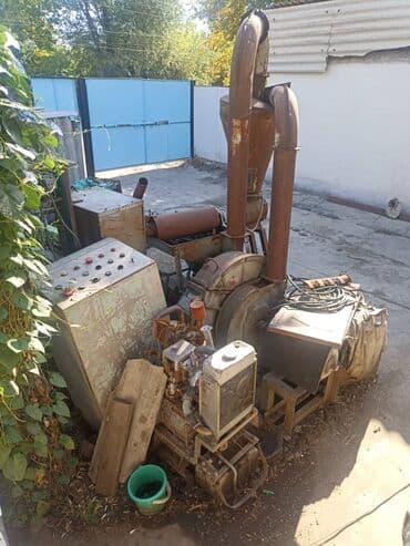 кромочный фрезер: ПРОДАЮ ЗЕРНОДРОБИЛКУ С СЕНОРЕЗКОЙ ( БОЛГАРИЯ). -производительность 1 — 1