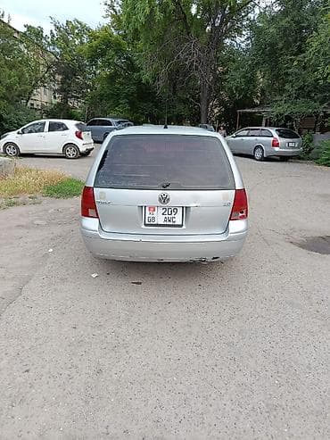 devo lasetti: Volkswagen Golf V: 2000 г., 2 л, Автомат, Бензин, Универсал — 5