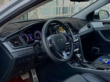 step 2: Hyundai Sonata: 2019 г., 2 л, Автомат, Газ, Седан — 8