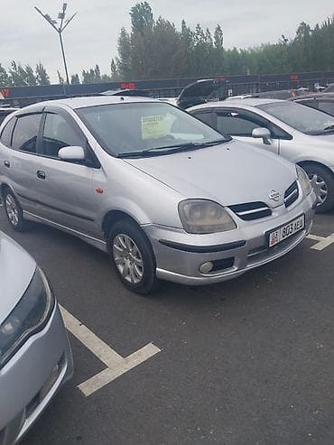 Nissan Almera Tino: 2003 г., 1.8 л, Кол менен иштөөчү, Бензин, Вэн/Минивэн — 2