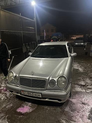 Mercedes-Benz E-Class: 1995 г., 3.2 л, Автомат, Газ, Седан