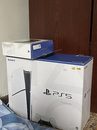 daxter psp: PS5 Slim 1 ТБ с дополнительным контроллером DualSense и тремя дисками — 1