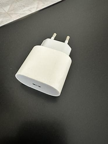 Уюлдук телефондор жана аксессуарлар: Сетевое зарядное устройство USB‑C, европейская вилka (EU). Адаптер — 1