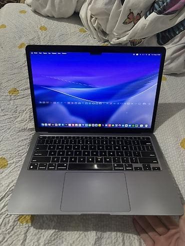 Ноутбуки Apple (MacBook): MacBook Air 13" (M1, 2020) - Процессор: Apple M1 - Память: 8 ГБ - — 7