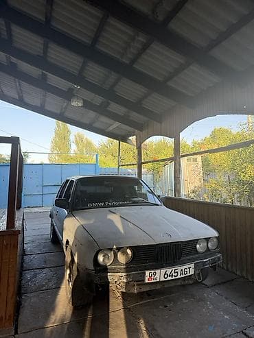 Унаа сатуу: BMW 5 series: 1991 г., Кол менен иштөөчү, Седан — 1