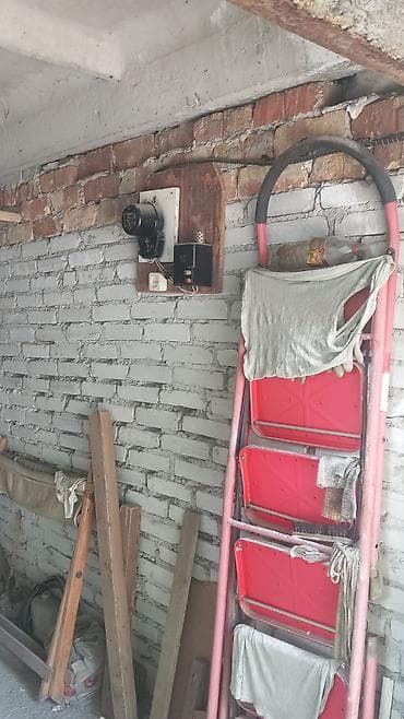 авто гараж: 3 м², Кирпичный | Смотровая яма — 2