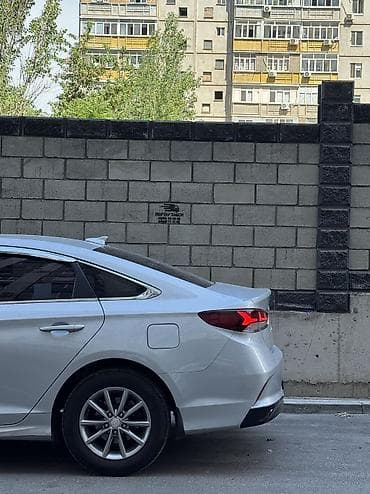 китайский мини машина: Hyundai Sonata: 2022 г., 2 л, Автомат, Газ, Седан — 4