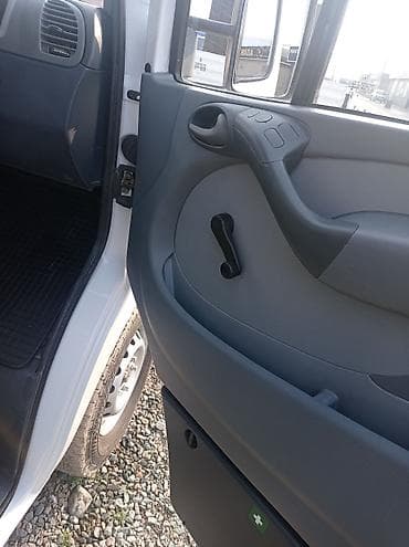 донголок 195 70 15 с: Легкий грузовик, Mercedes-Benz, Новый — 10