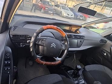 полировка для авто: Citroen Grand C4 Picasso: 2017 г., 1.6 л, Механика, Дизель, Минивэн — 6