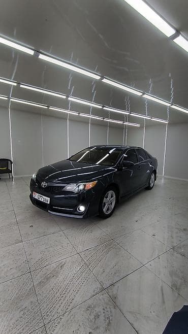 6d mark: Toyota Camry: 2012 г., Автомат, Бензин, Седан — 1
