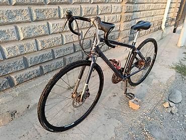 bmw e 28: Шоссейный велосипед, Giant, Рама S (145 - 165 см), Б/у — 2