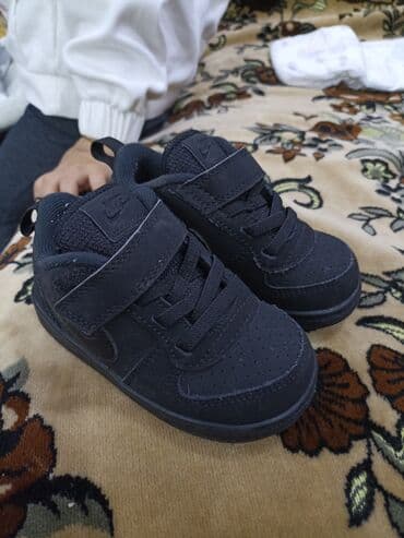 cat обувь: Оригинал NIKE 22 размер — 2